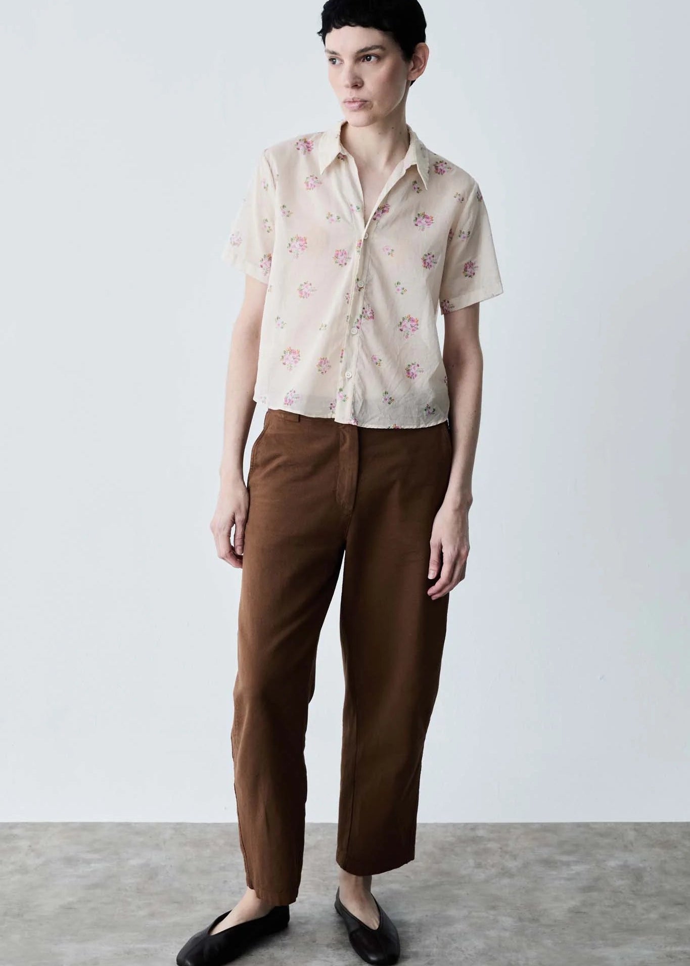 Camisa de manga corta con print de flores