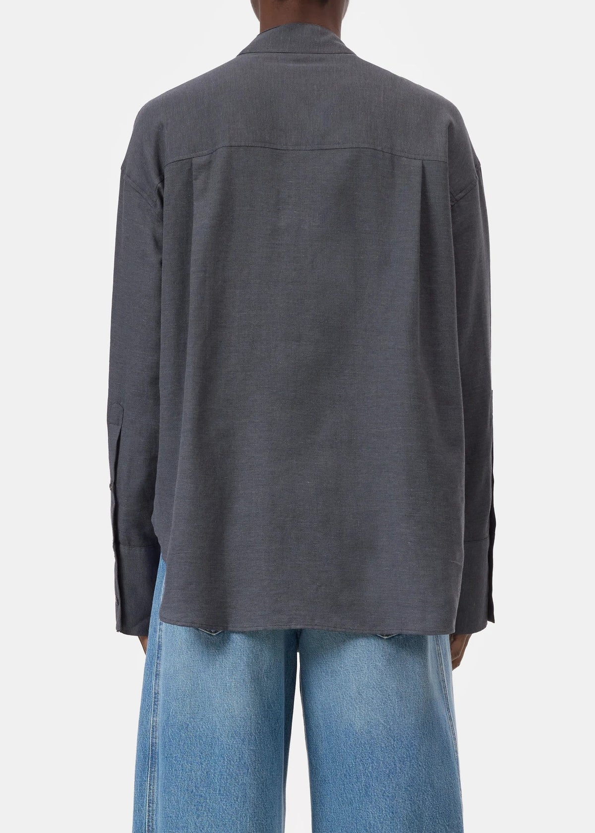 Camisa con lazada