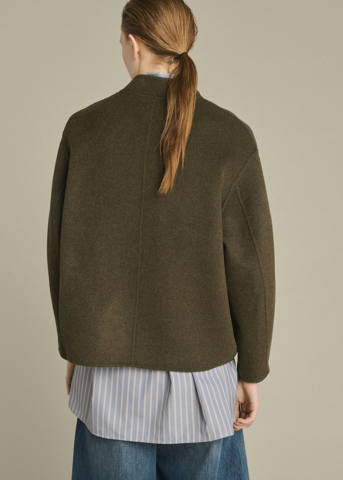 Chaqueta Windsor de lana doblecara verde kaki