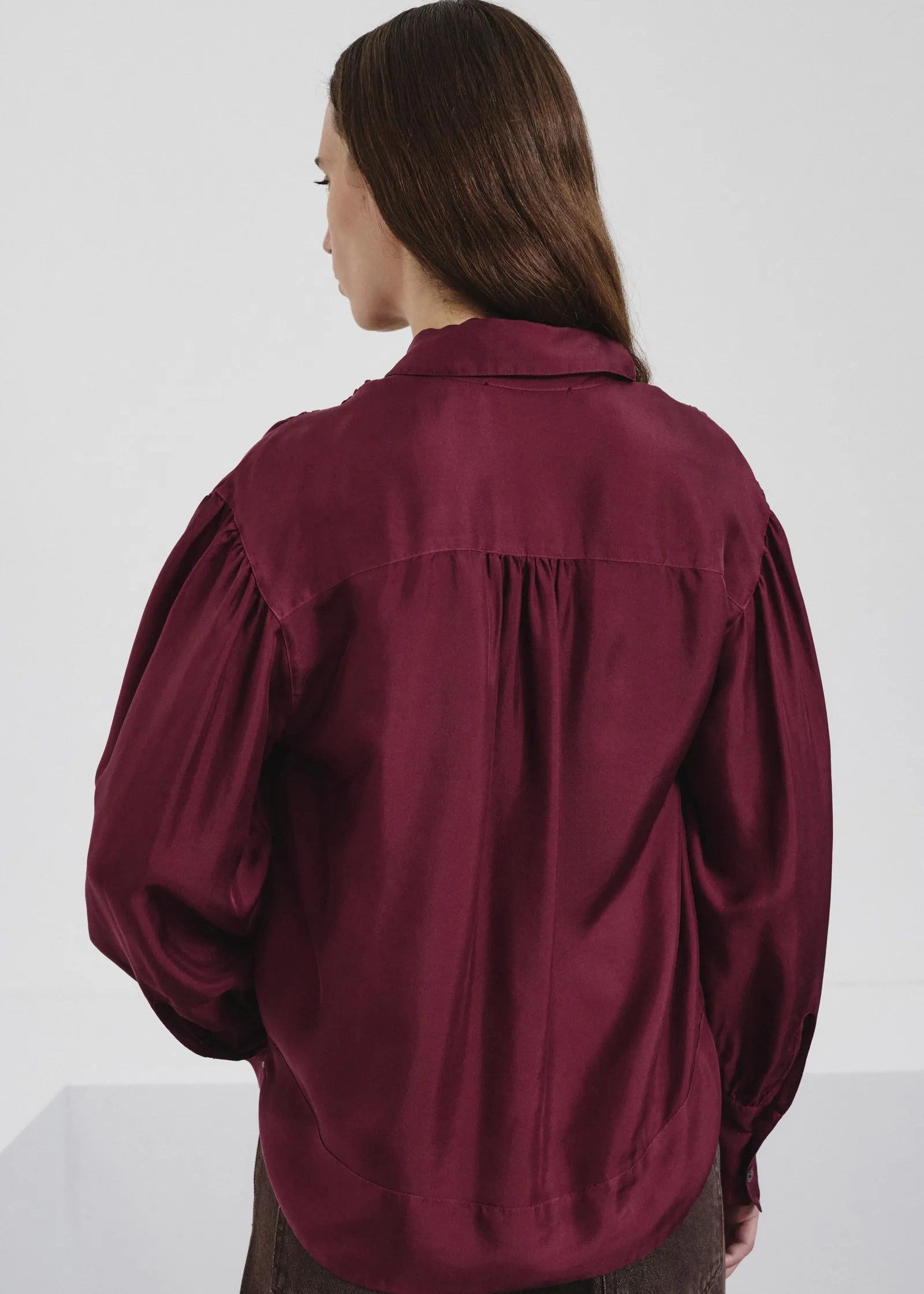 Camisa de seda granate