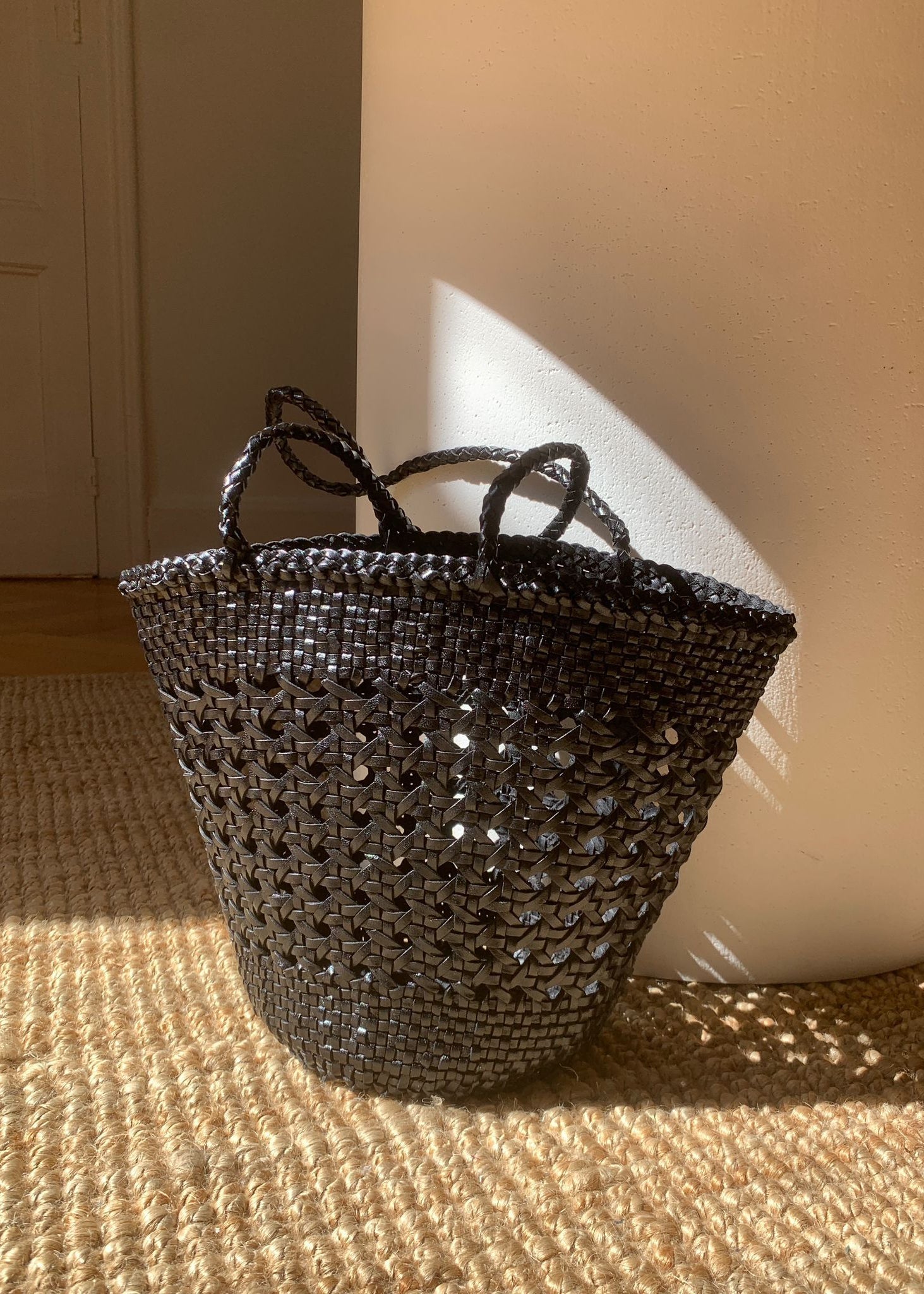 Black mini basket bag