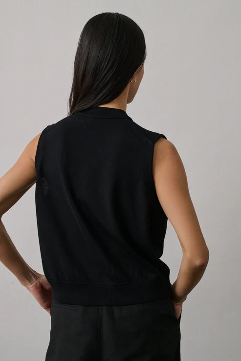 Chiara vest
