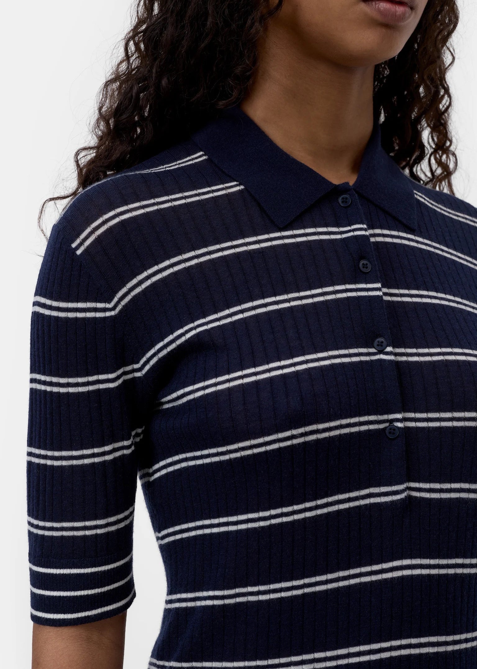 Polo de canale de rayas