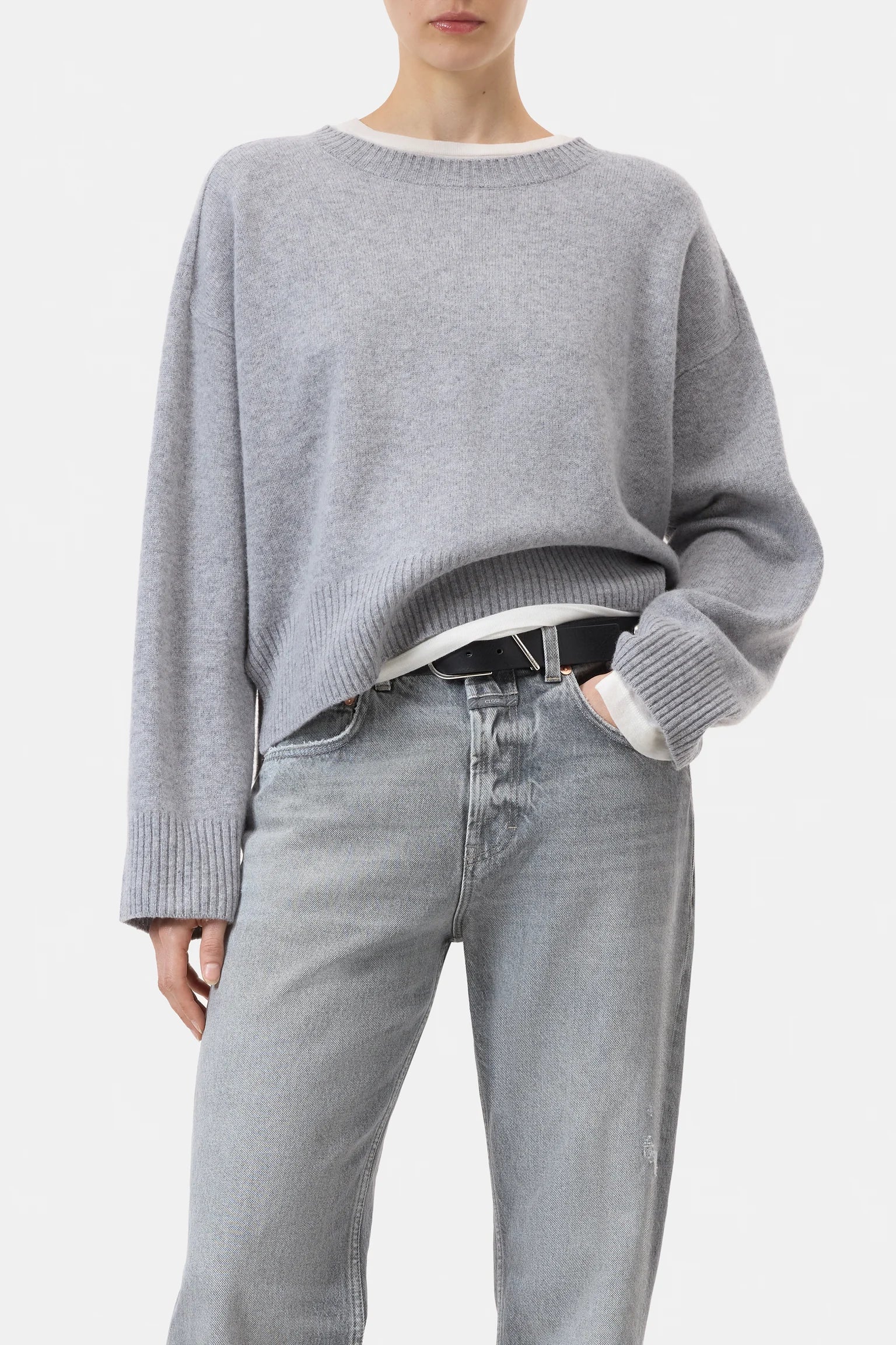 Grey pullover
