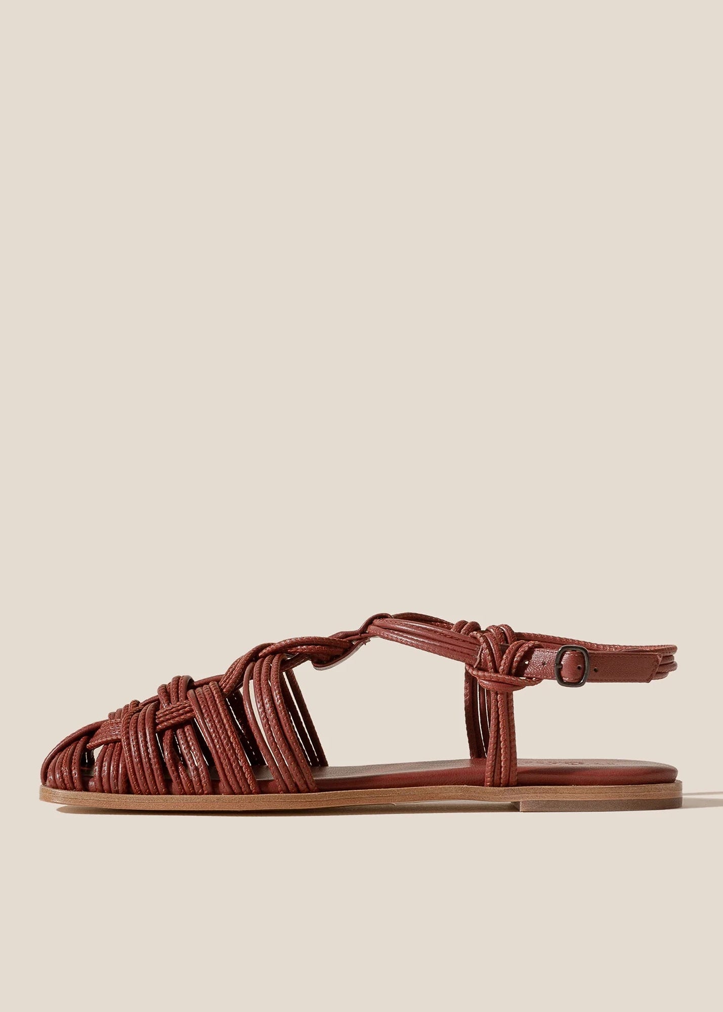 Mantella Strappy Fisherman sandal