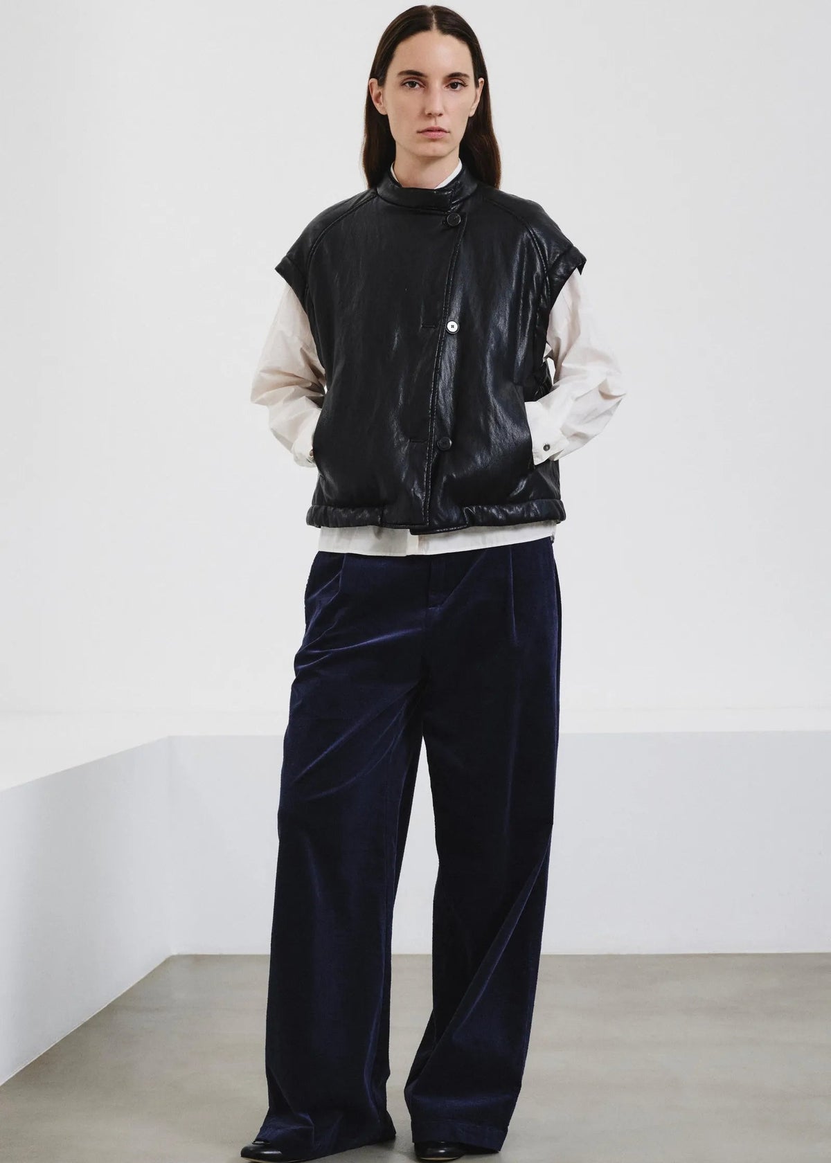 Pantalon ancho de pana azul marino
